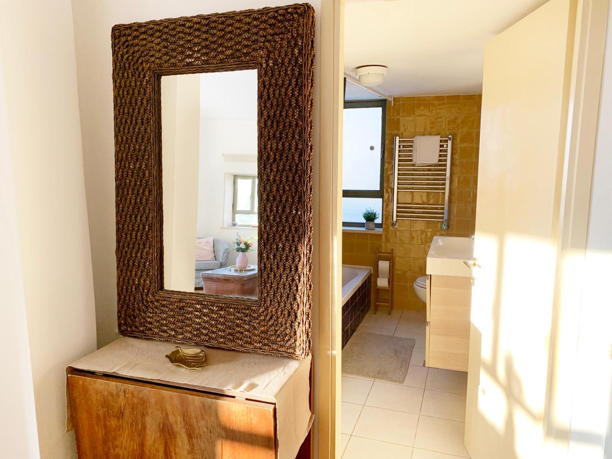 Annie'S Boutique Apartment In Jerusalem Exterior photo